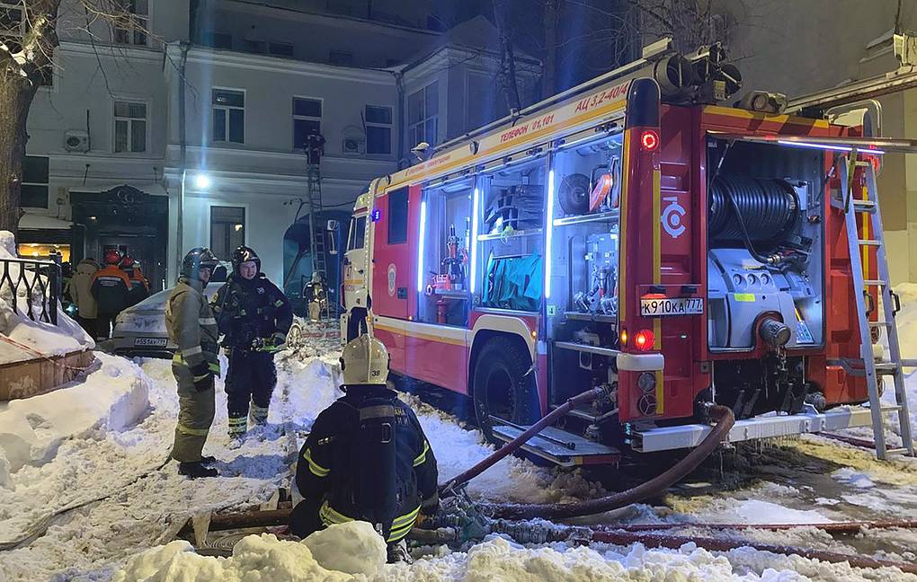 Пожар 14 февраля в хостеле на Мясницкой улице в Москве