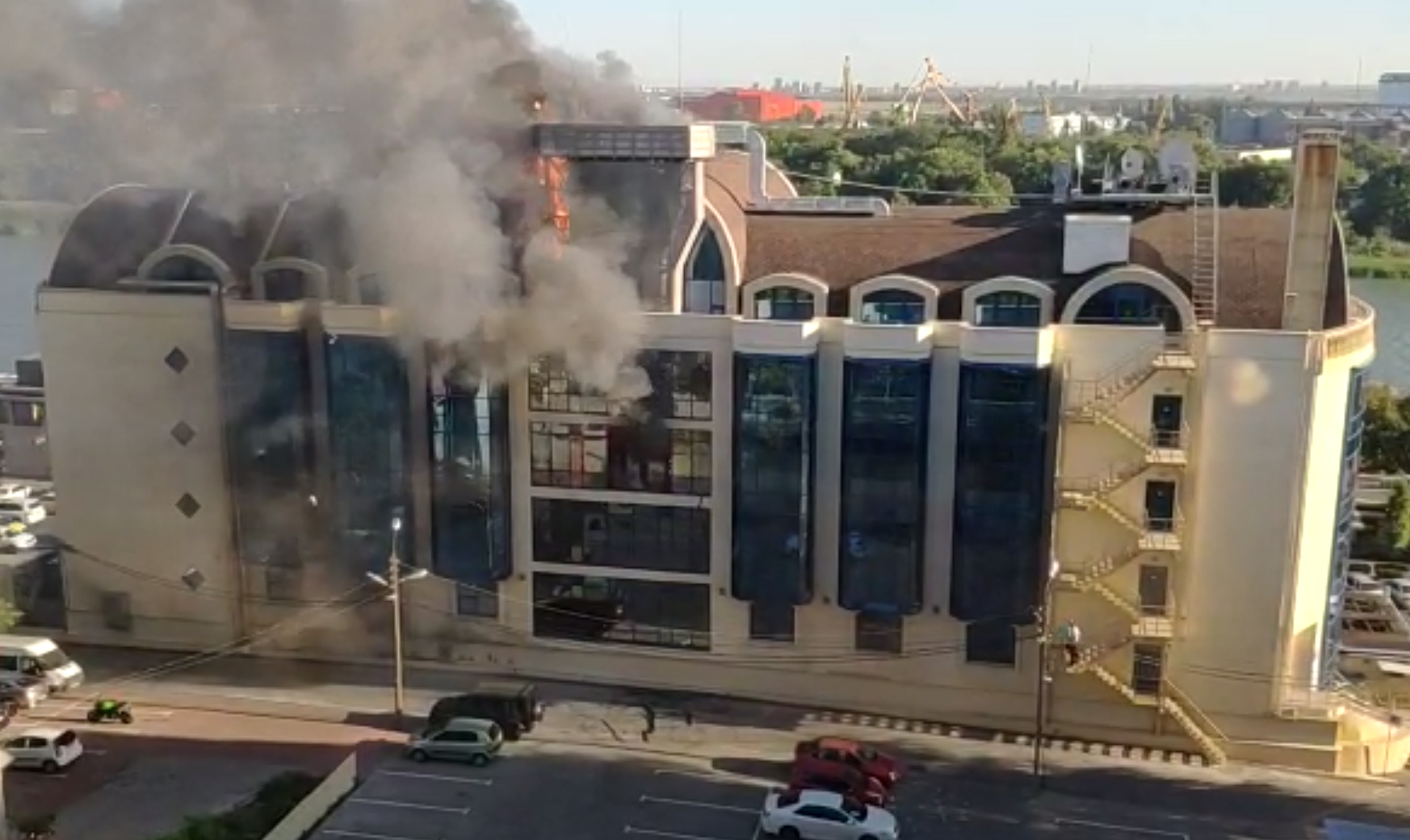 Пожар 9 сентября в гостинице "Radisson Blu Rostov-on-Don" в городе Ростове-на-Дону