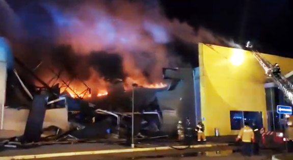 Пожар 12 ноября в торговом центре «М5 Молл» в Рязани
